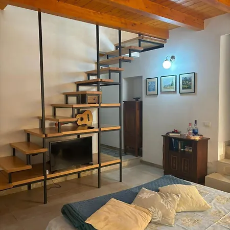 Chiesa Santa Maria, Centro Storico דירה *